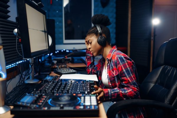 AdobeStock_262771444-1-scaled-1.