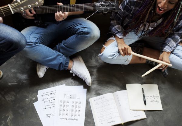 7 Ways to Write Songs to Write Better Songs With More Emotion
